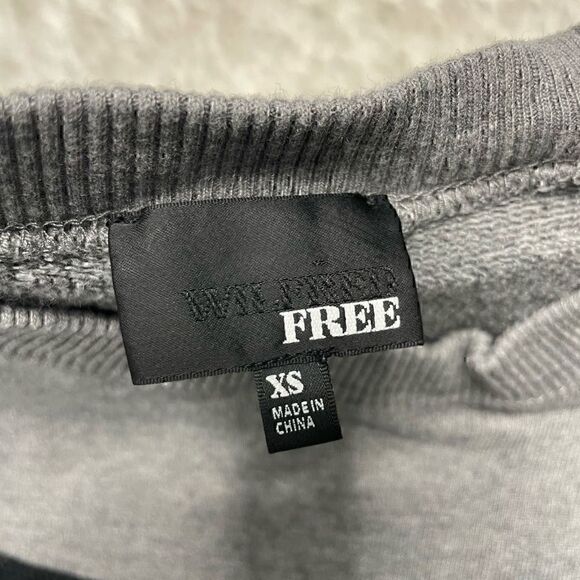 Wilfred FREE Sweater Crewneck Pullover Womens Size XS Grey Cotton - Picture 2 of 9